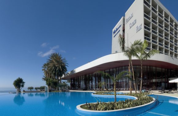 Flugreise nach Madeira – 4,5*-Pestana Hotel Casino Park Ocean & Spa