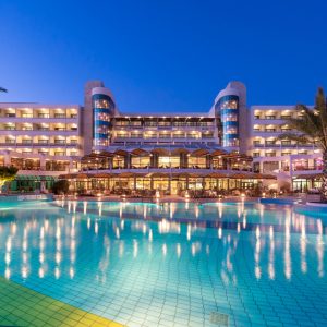 Flugreise nach Zypern – Hotel Athena Beach