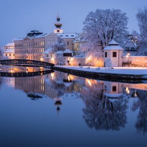 Weihnachten in Böhmen: Wo Punsch, Bier & Moldau fließen!